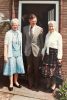 Helena Cornelia Eenhoorn, Hendricus van den Heuvel en Henriette Louise Jansen in 1982 Helena Cornelia Eenhoorn, Hendricus van den Heuvel en Henriette Louise Jansen in 1982